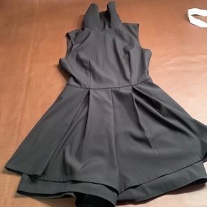Women’s size 6 Faith in Love black shorts romper